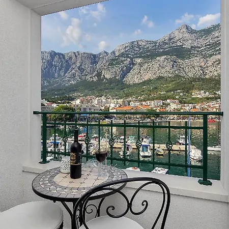 Beso Διαμέρισμα Μακάρσκα