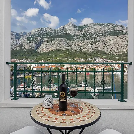Beso Διαμέρισμα Μακάρσκα